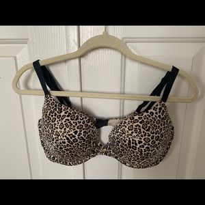 Victoria’s Secret fabulous push-up bra. Size 38D